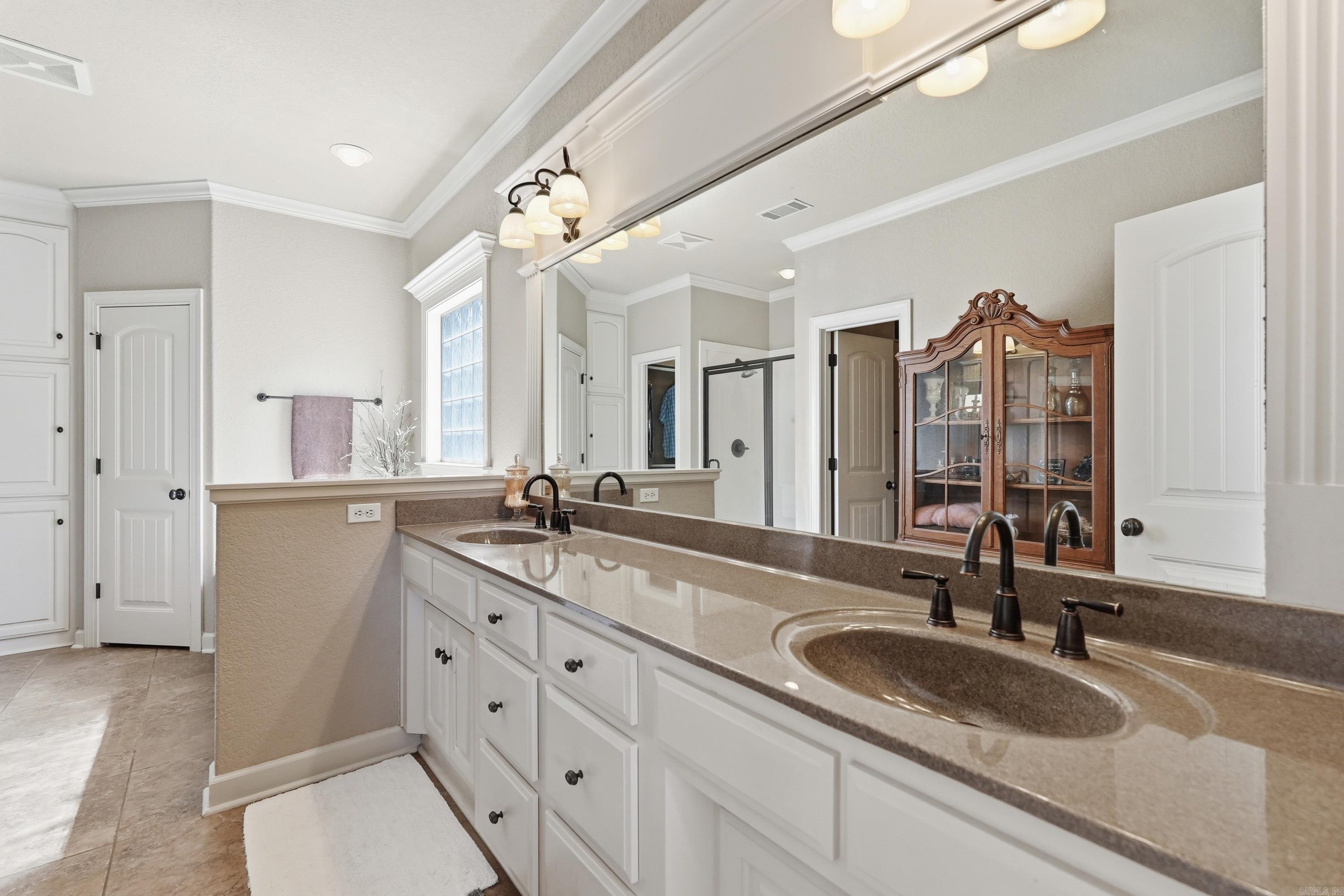 MILLERS CROSSING - Residential