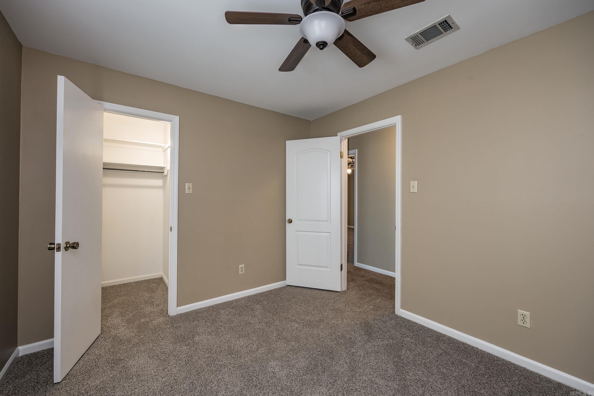 WALNUT VALLEY - Residential