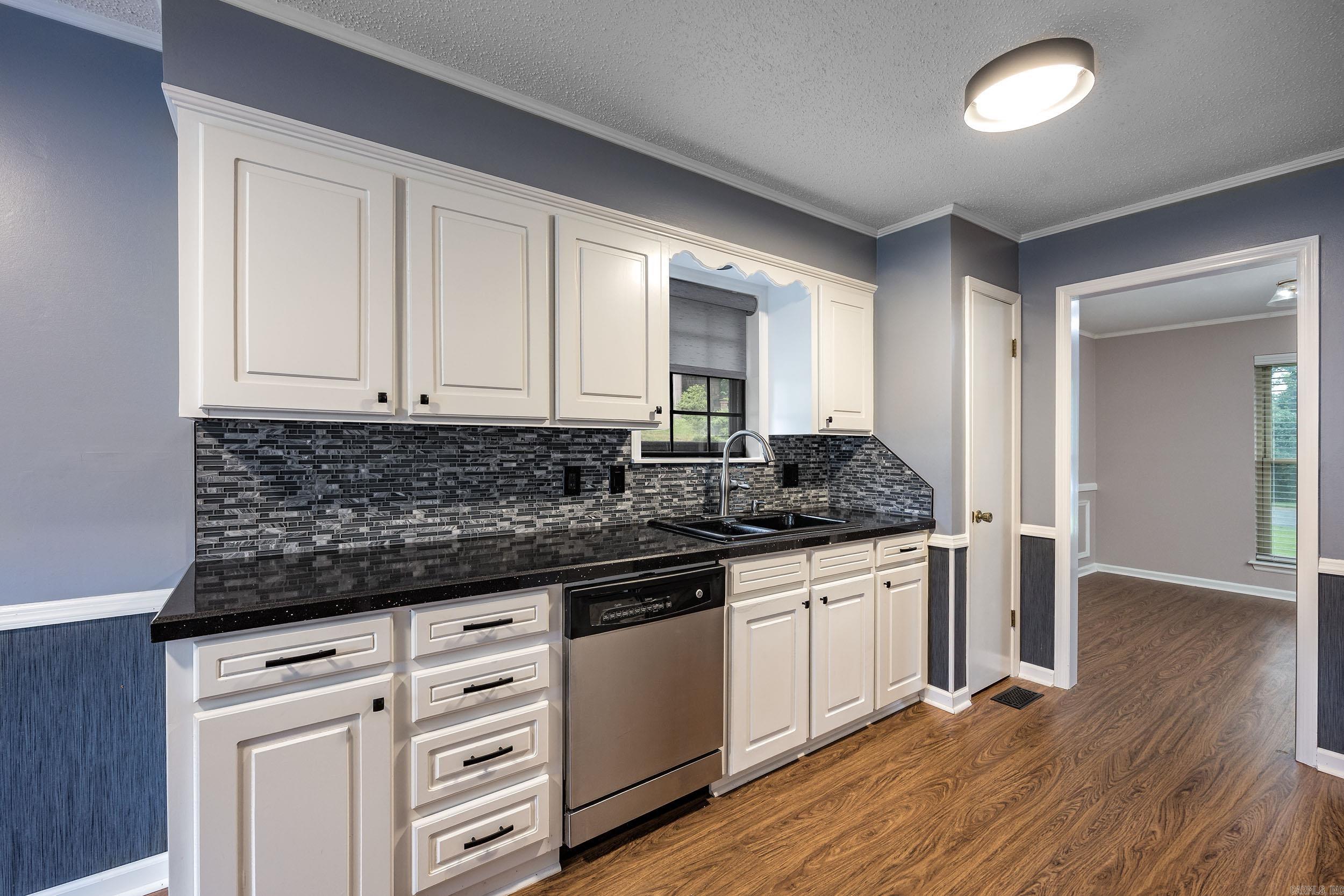 WALNUT VALLEY - Residential