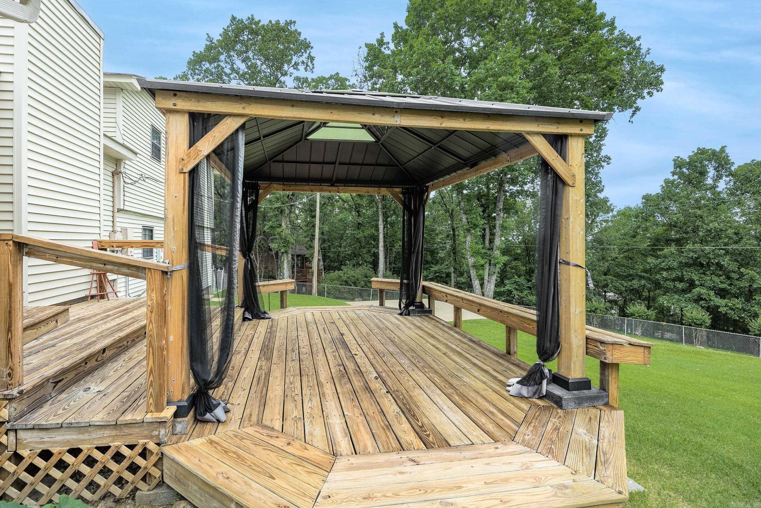 WALNUT VALLEY - Residential