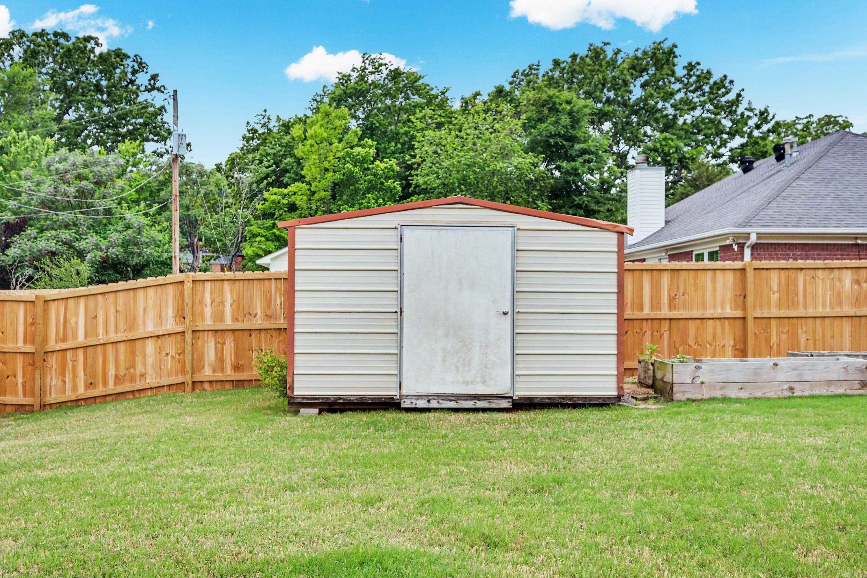 LAKEWOOD VALLEY ADDN - Residential