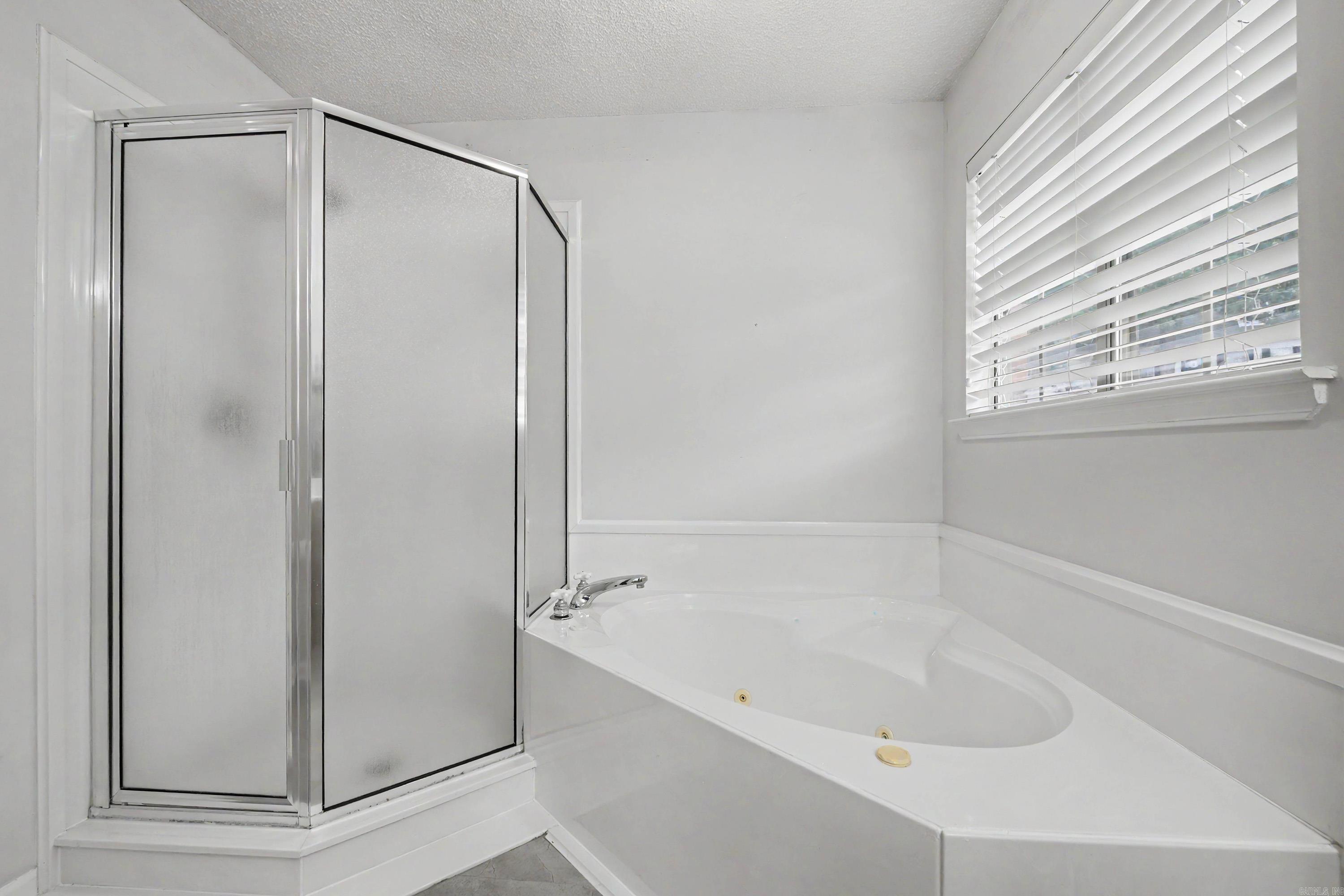 LAKEWOOD VALLEY ADDN - Residential