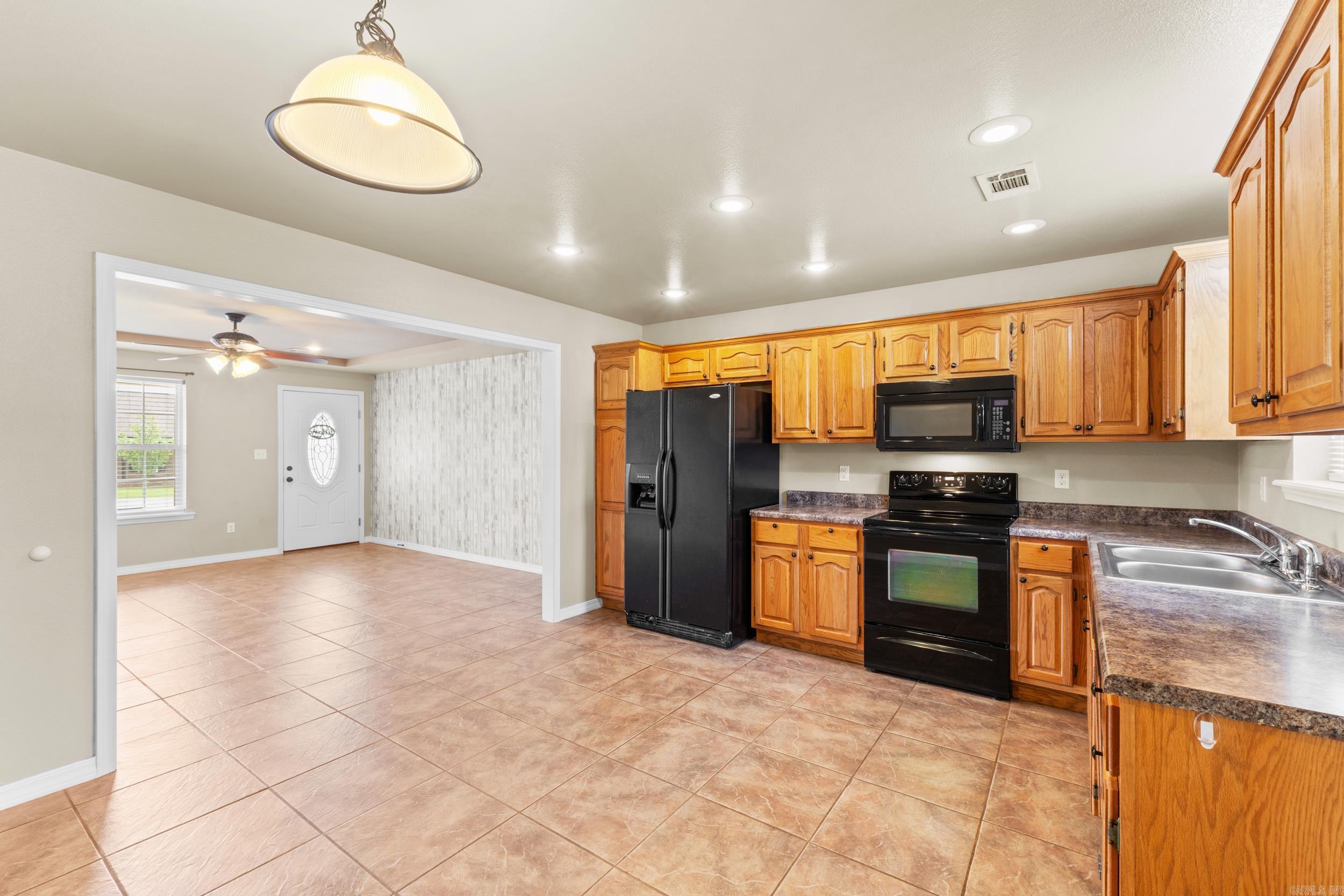 ROY ACRES ESTATES - Residential