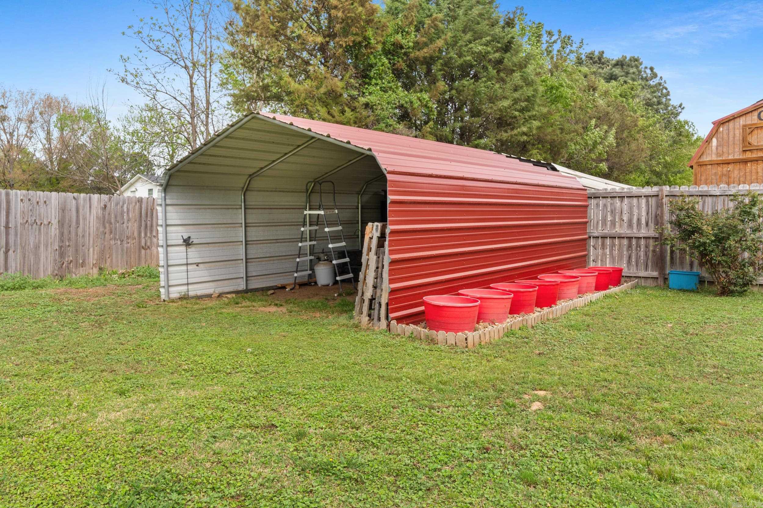 ROY ACRES ESTATES - Residential