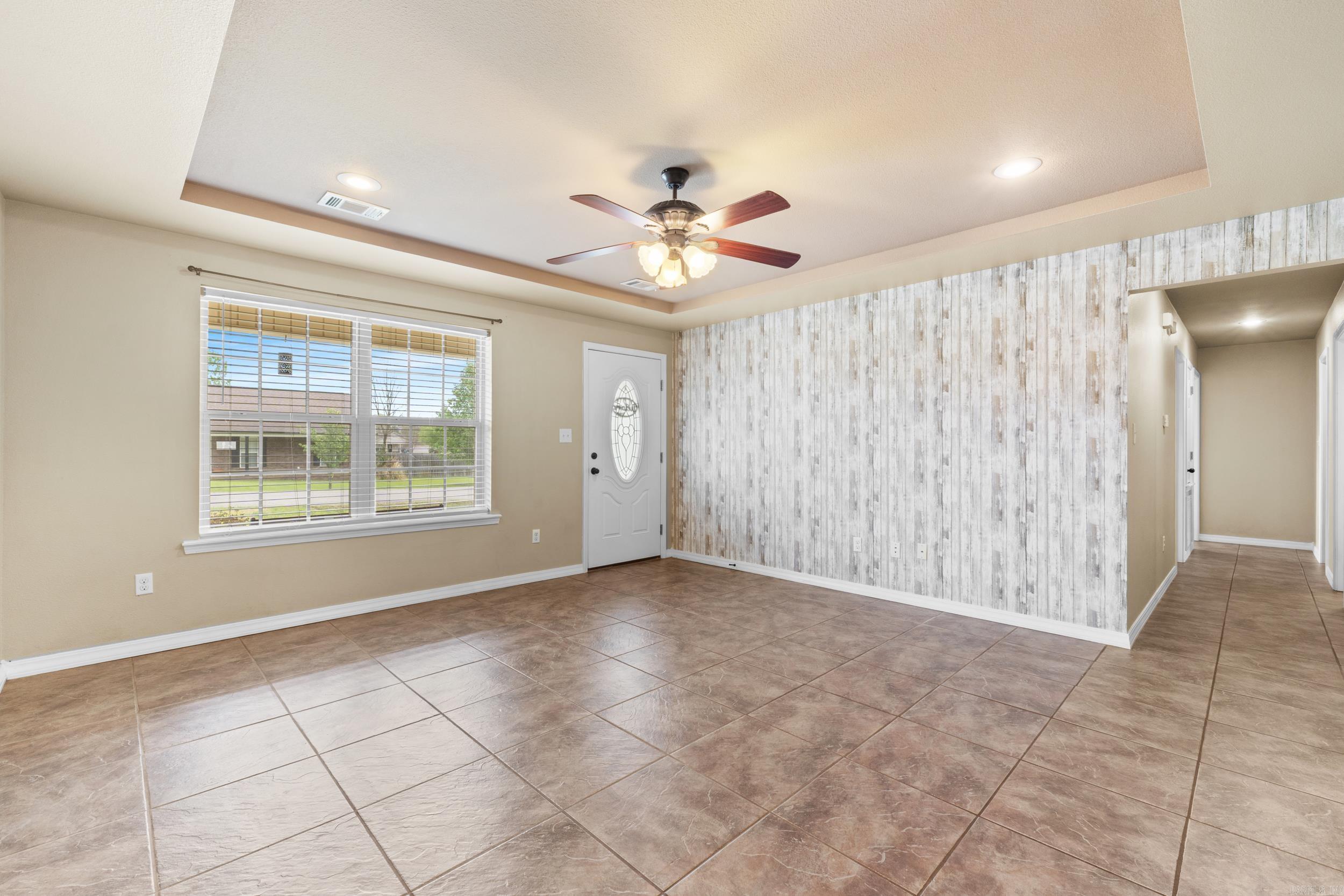 ROY ACRES ESTATES - Residential