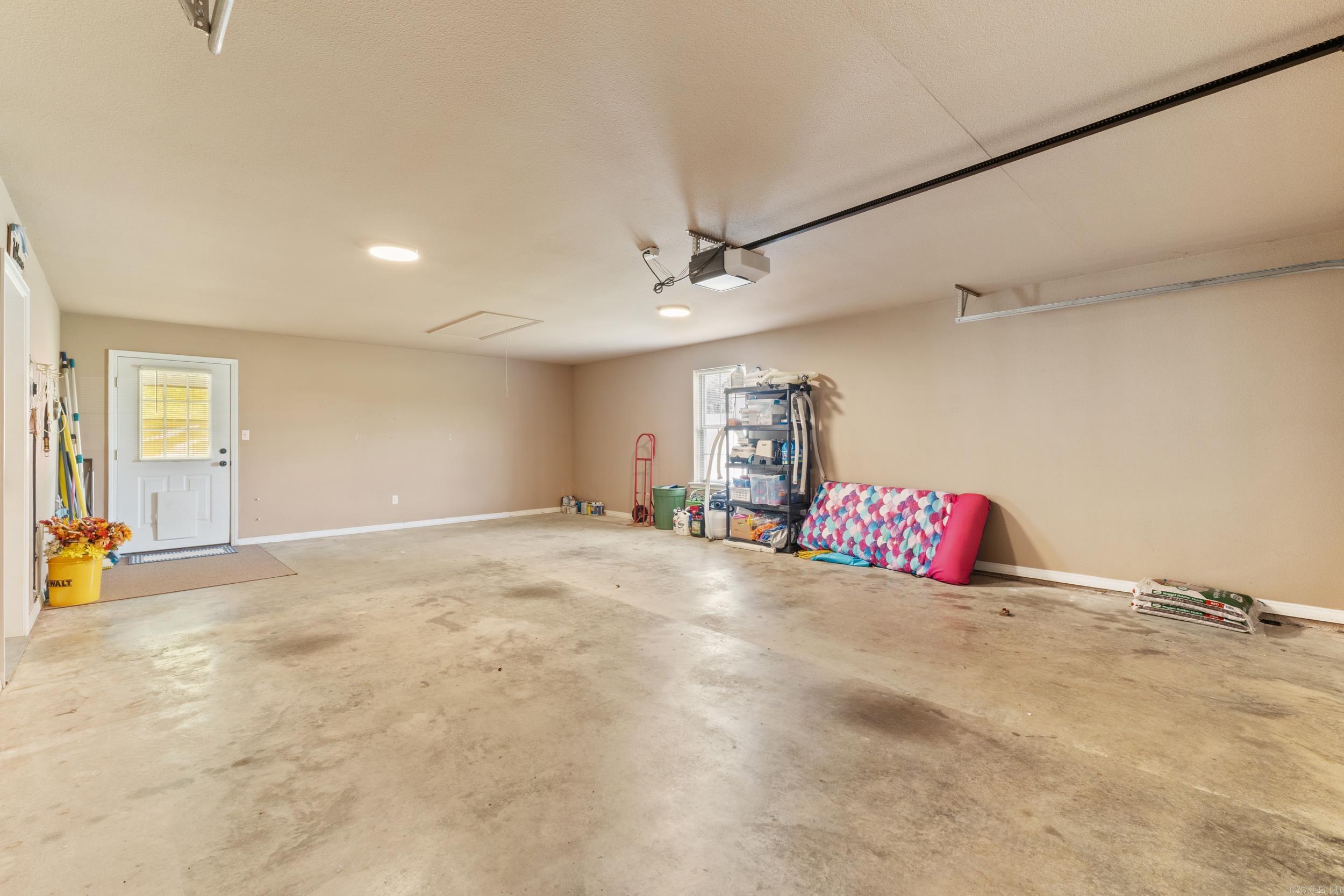 ROY ACRES ESTATES - Residential