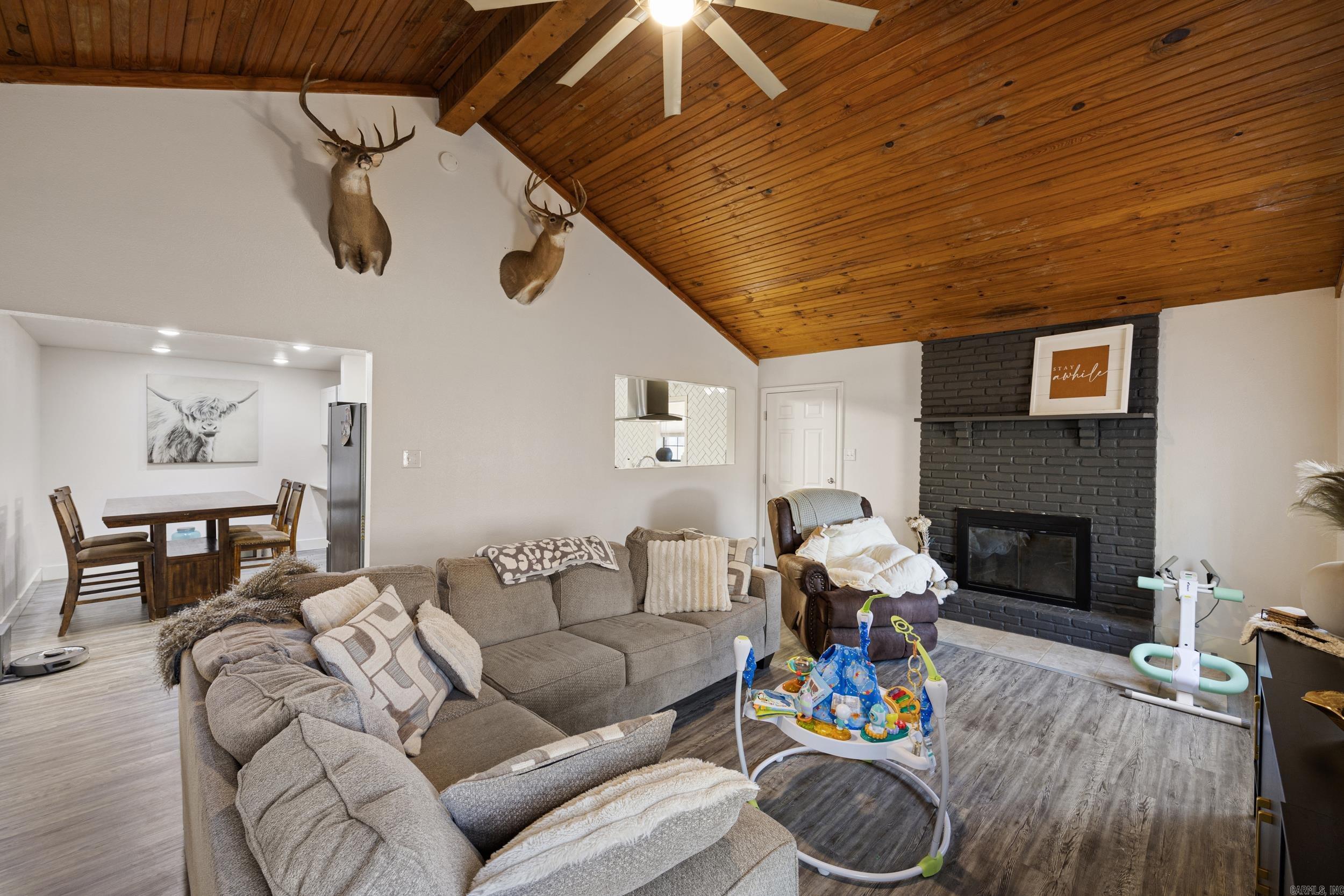 SHAMROCK - Residential