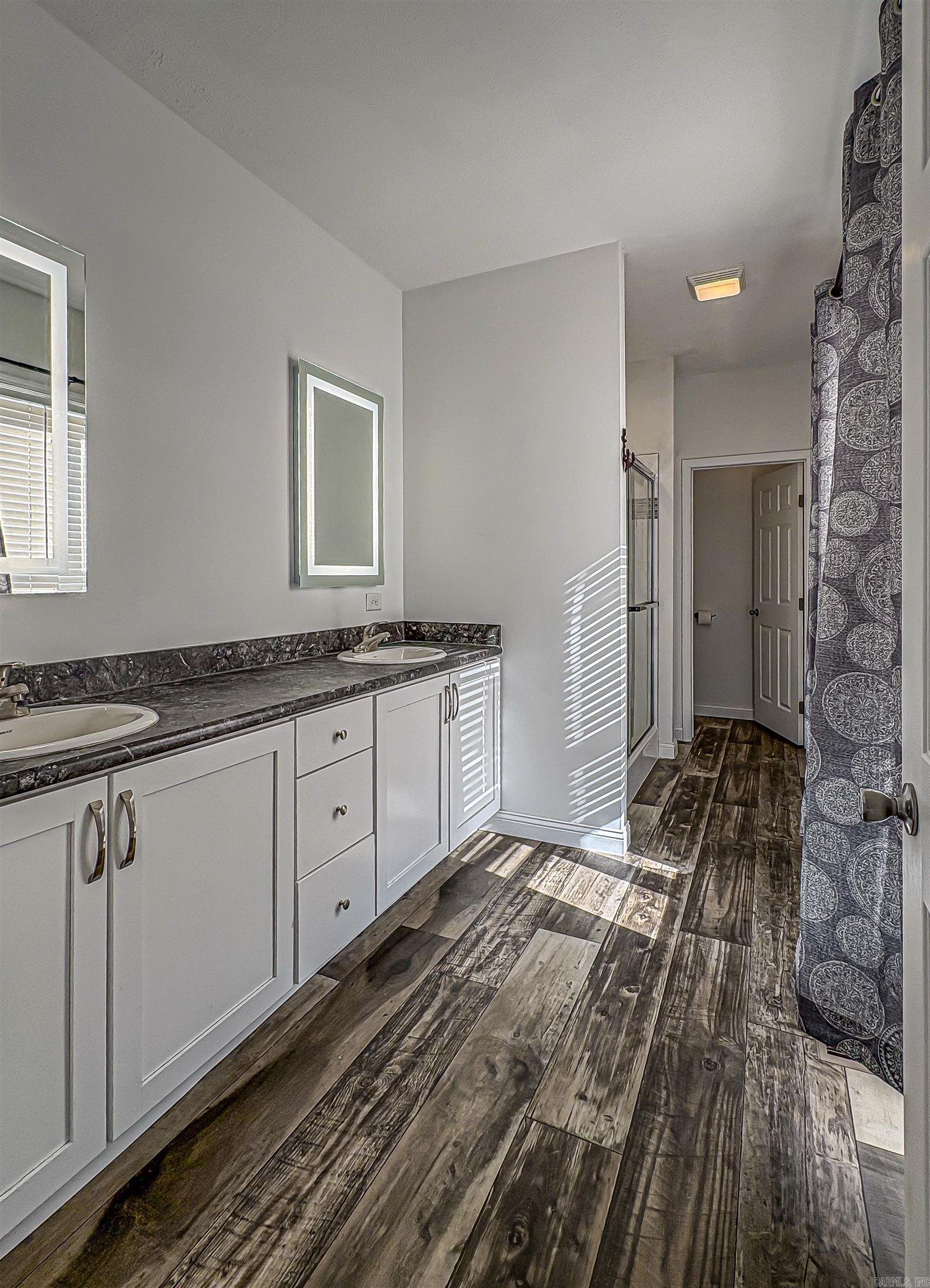 WEBBS LANDING - Residential