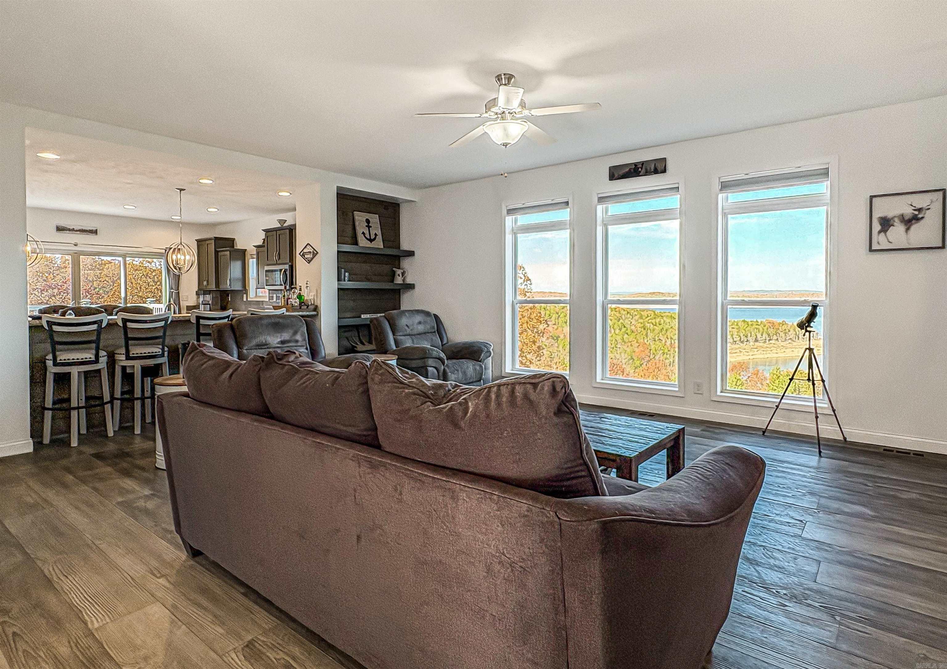 WEBBS LANDING - Residential