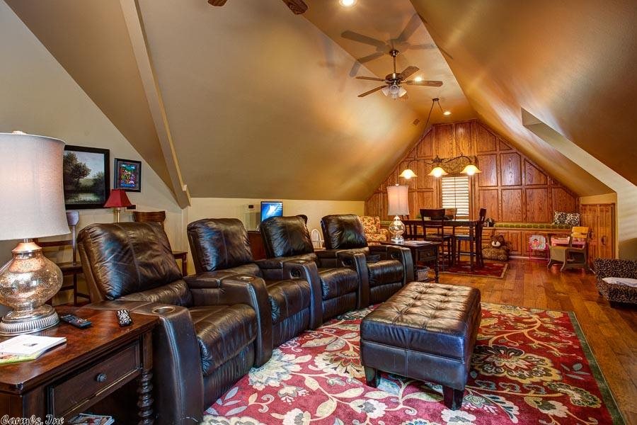 CHENAL VALLEY THE ESTATES - Residential