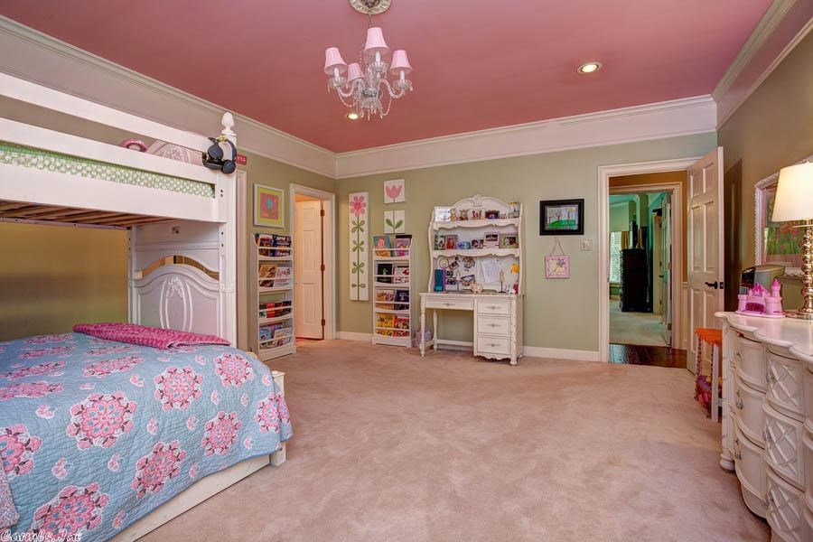 CHENAL VALLEY THE ESTATES - Residential