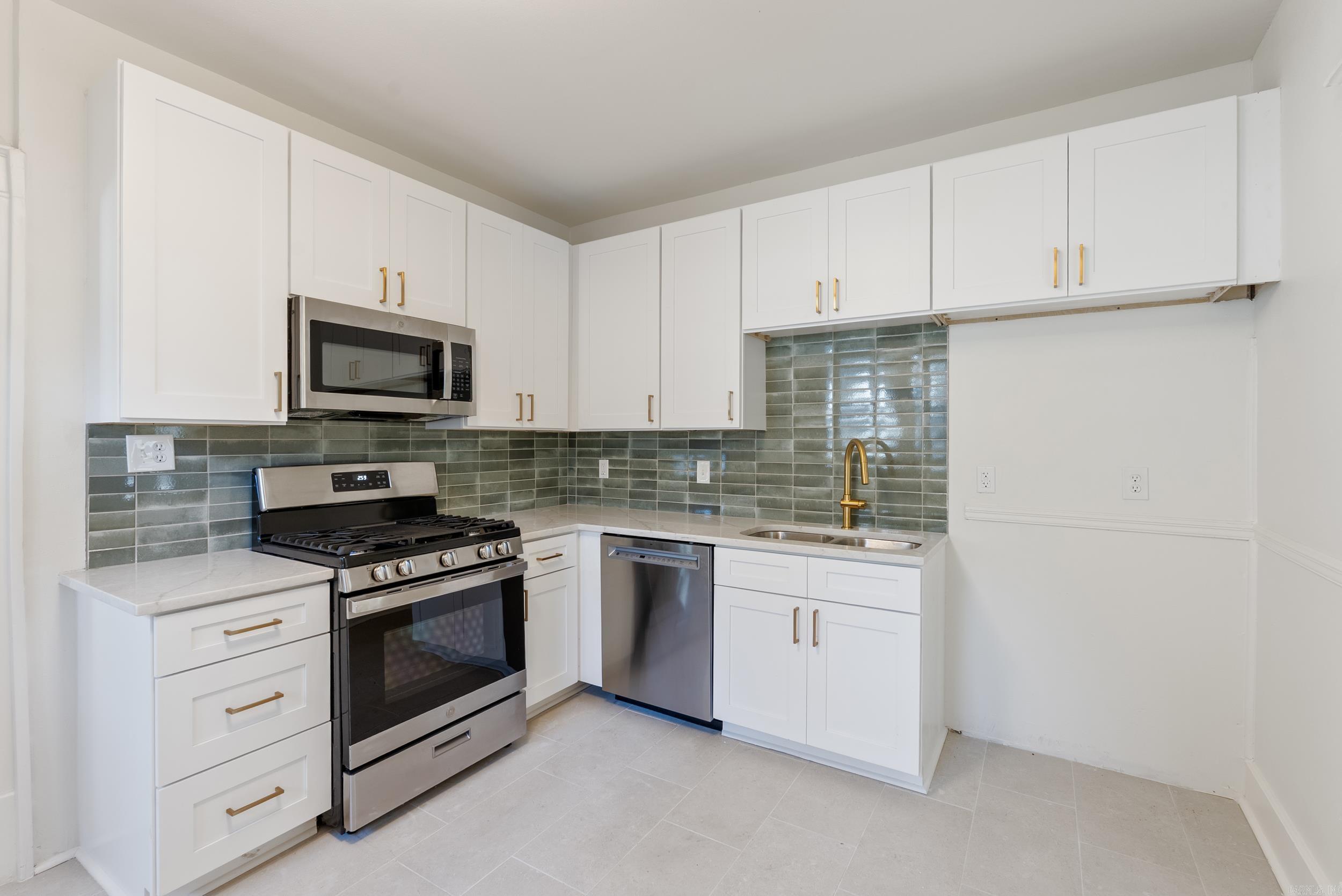 GLENDALE - Residential