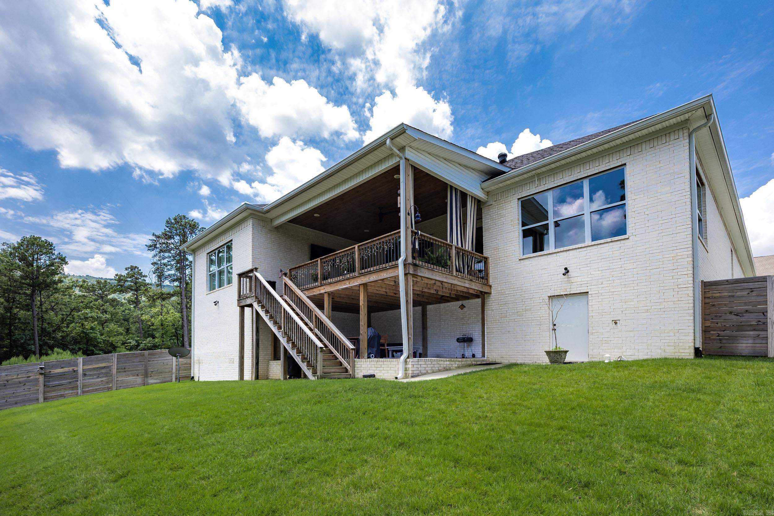 CHENAL VALLEY "CAUREL COURT" - Residential