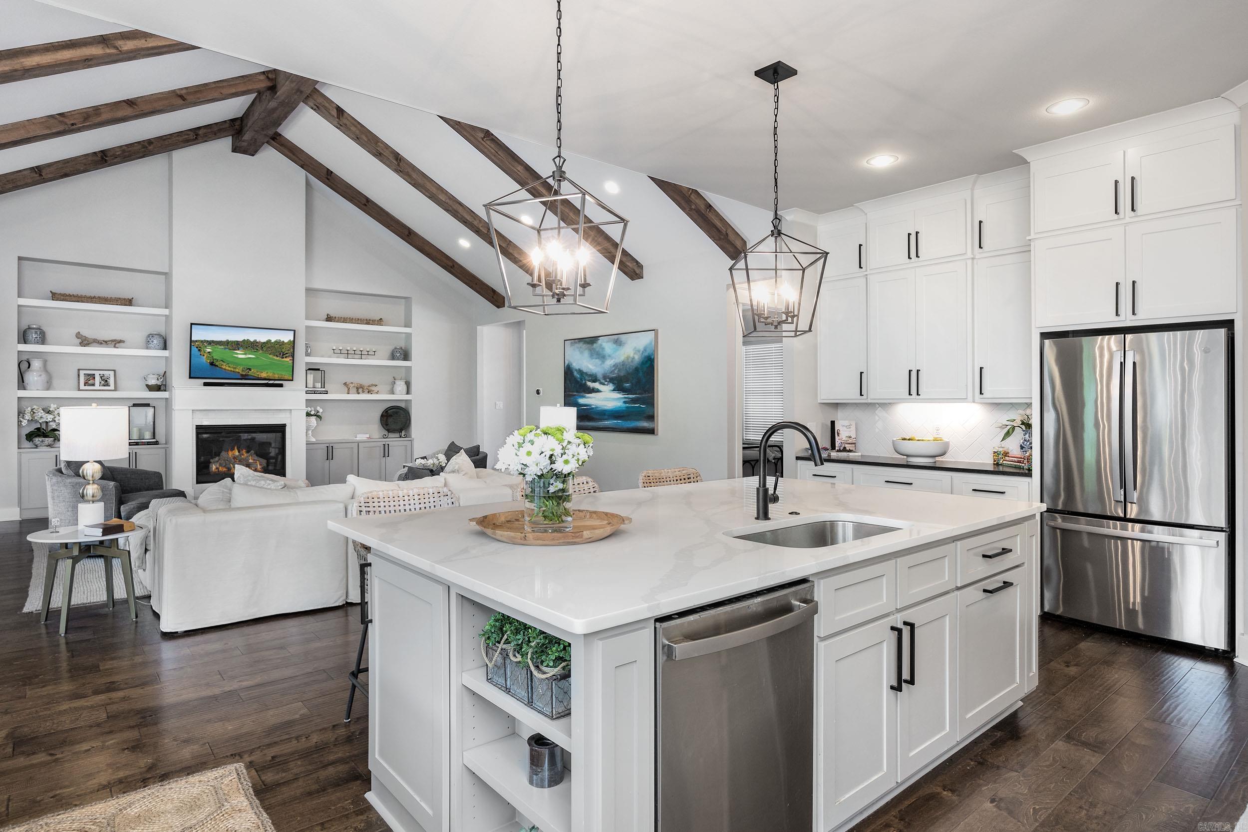 CHENAL VALLEY "CAUREL COURT" - Residential