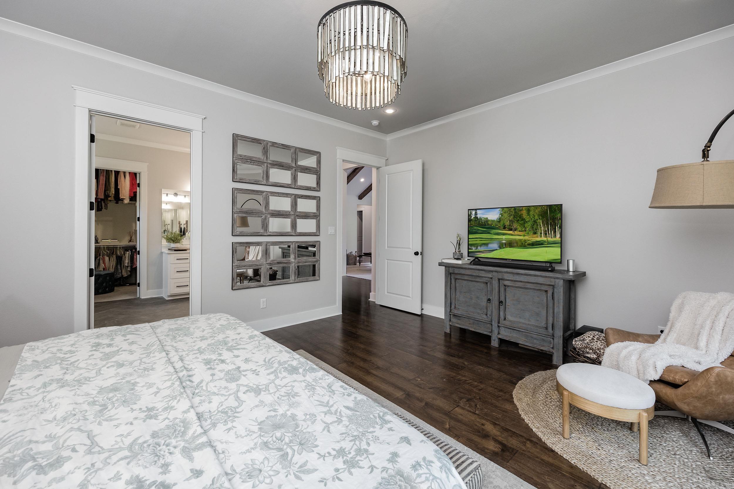 CHENAL VALLEY "CAUREL COURT" - Residential