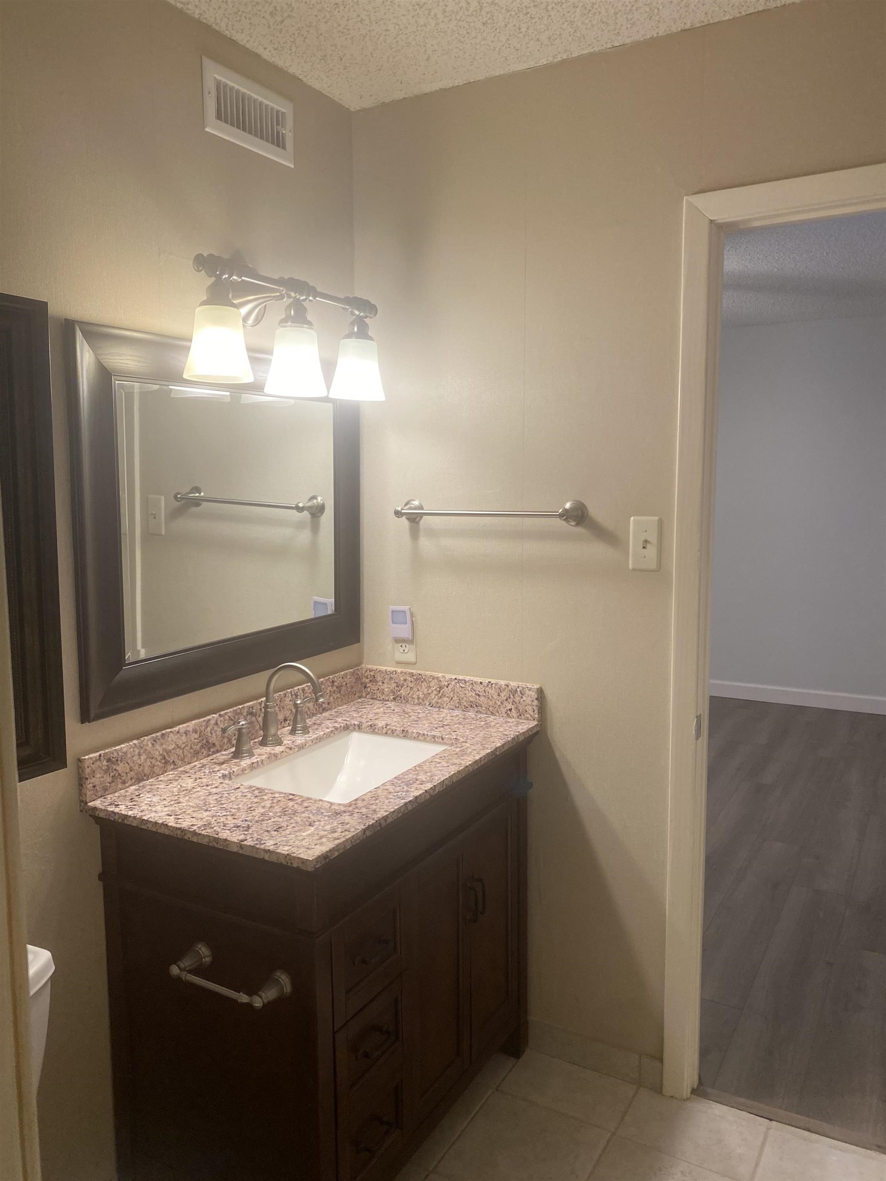 GIBRALTER HGTS - Residential Lease
