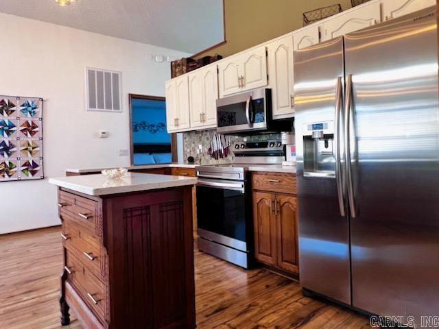 BALENCIAGA - Residential