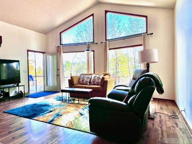 BALENCIAGA - Residential