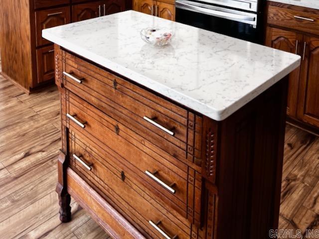 BALENCIAGA - Residential