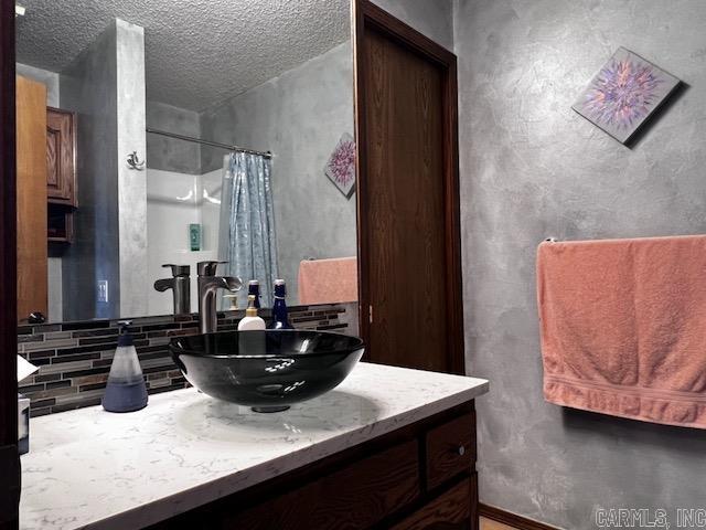 BALENCIAGA - Residential