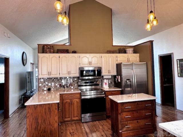 BALENCIAGA - Residential