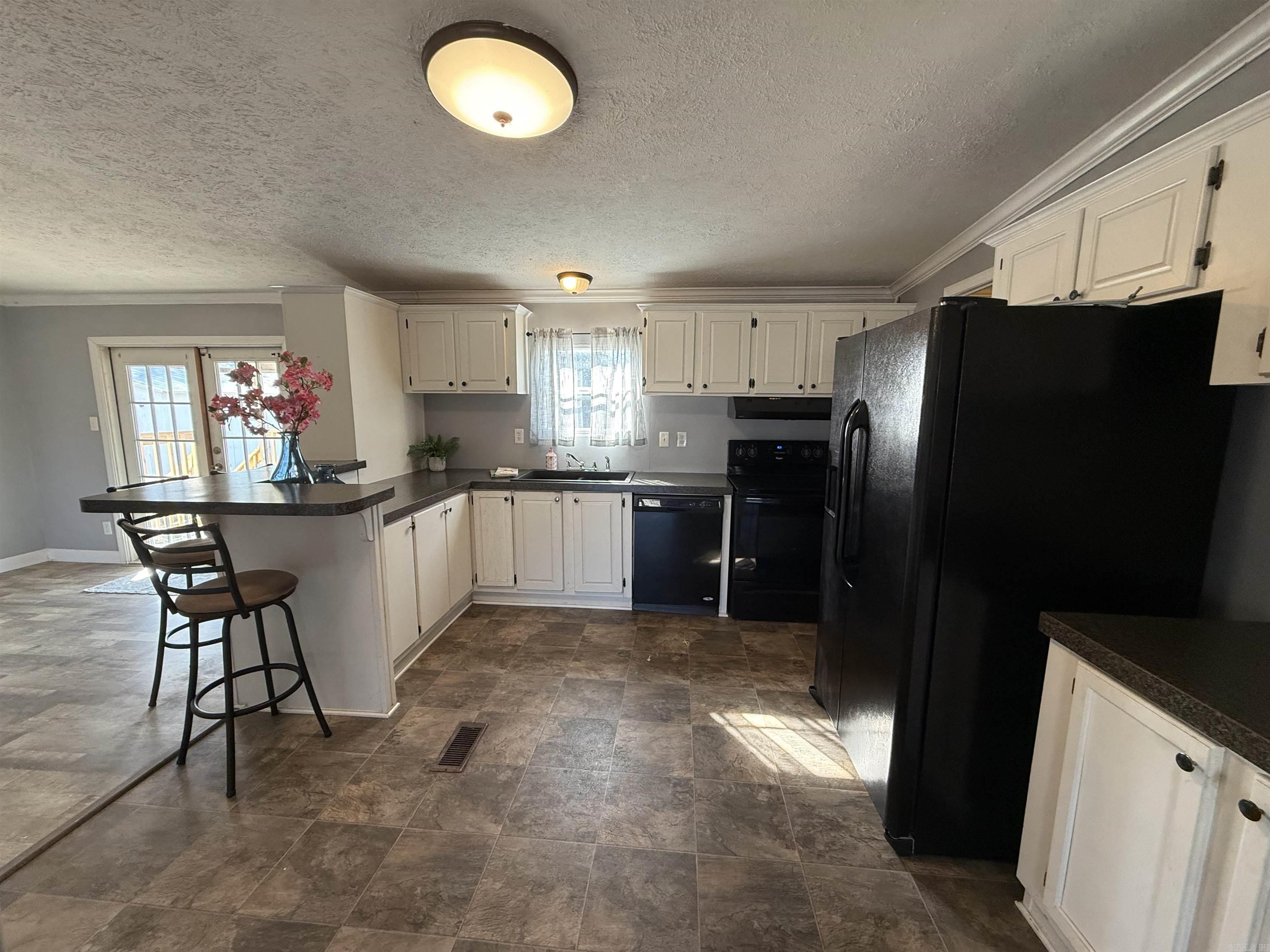 JOHN FINLEY SUBD - Residential