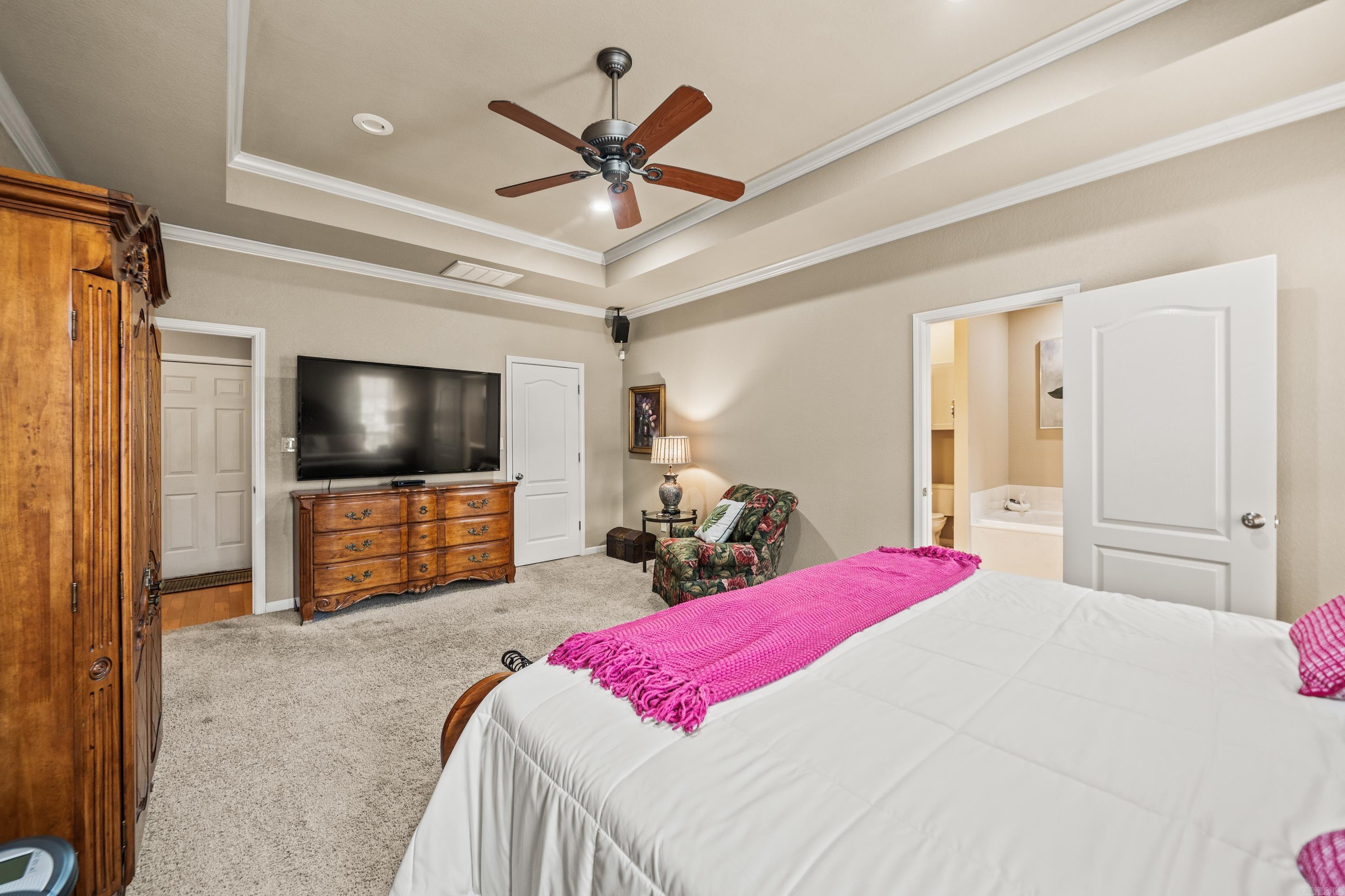 LAKEVIEW - Residential