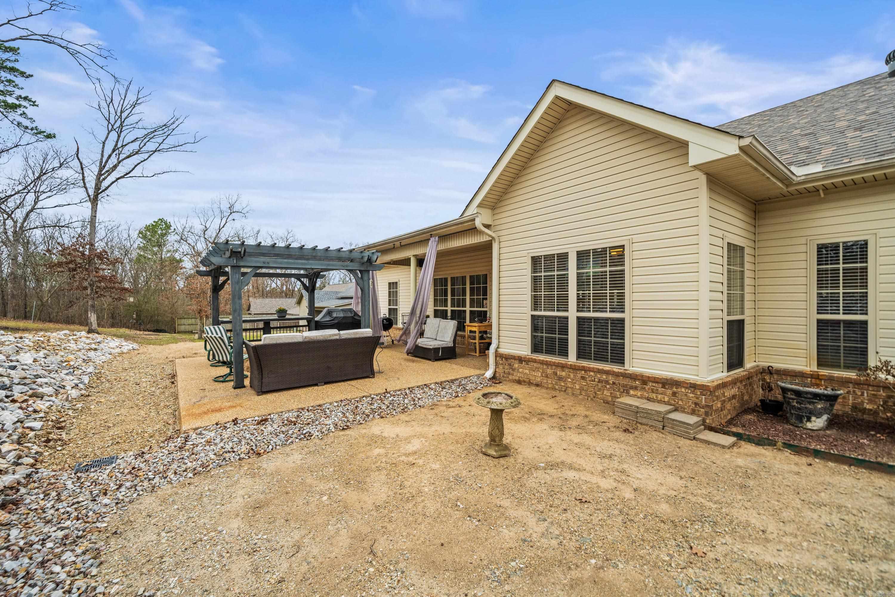 LAKEVIEW - Residential