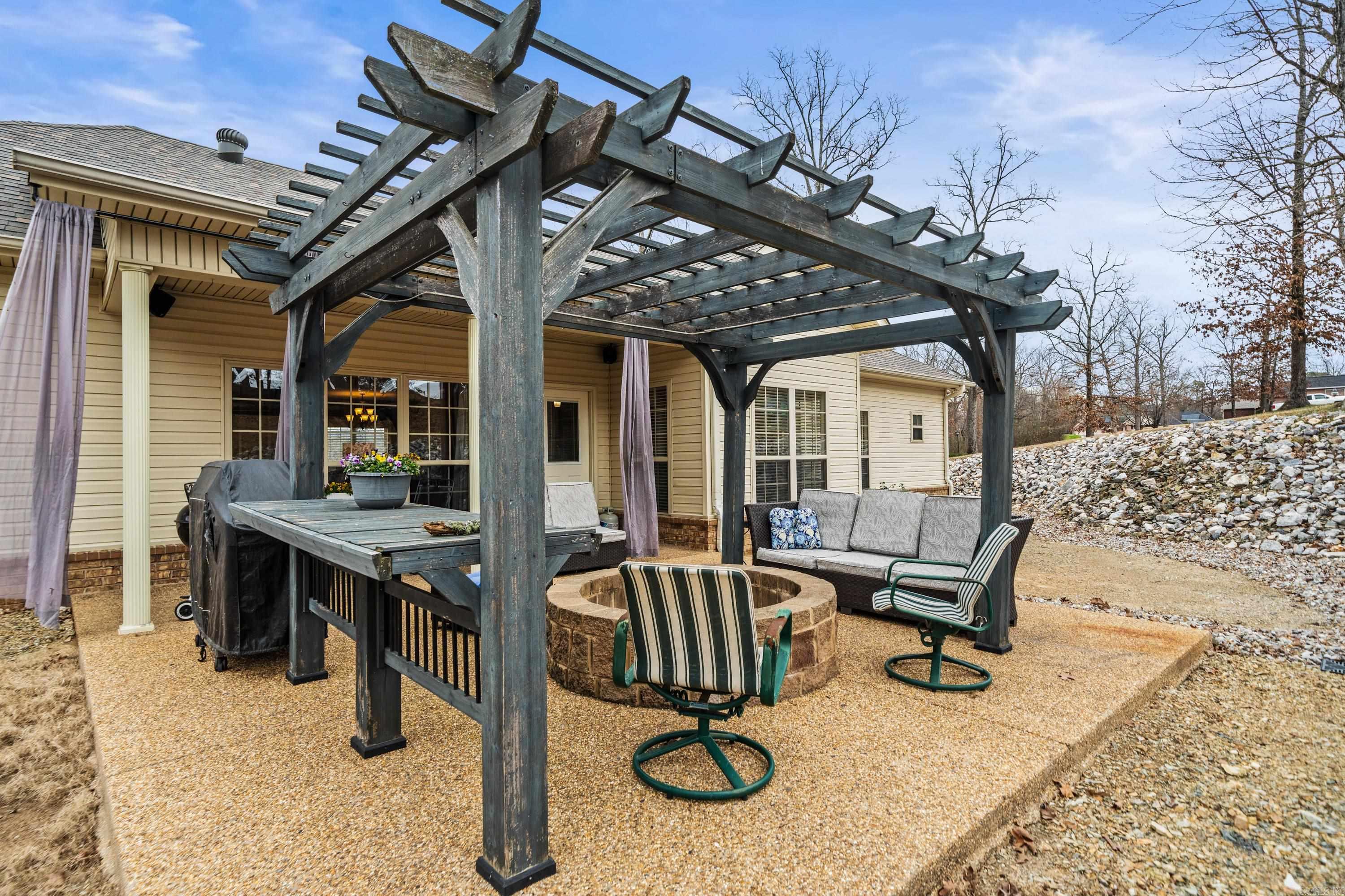LAKEVIEW - Residential