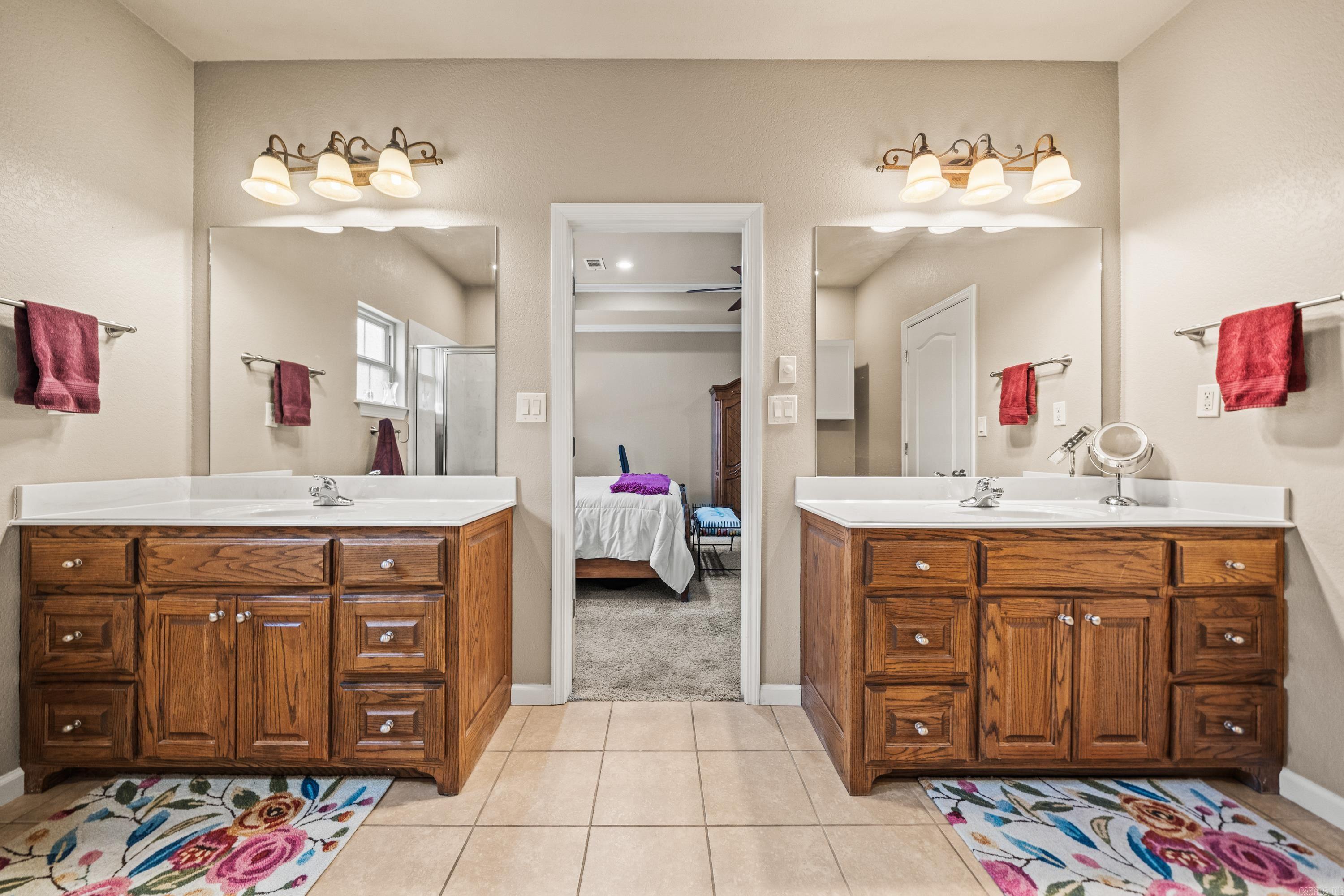LAKEVIEW - Residential
