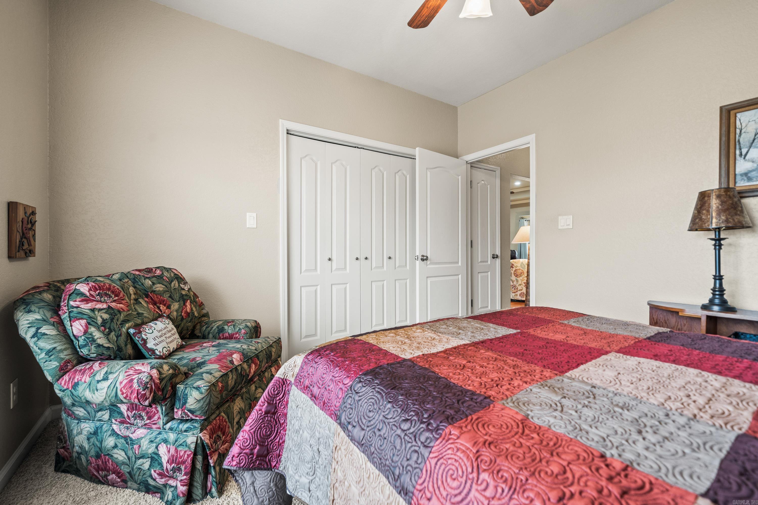 LAKEVIEW - Residential