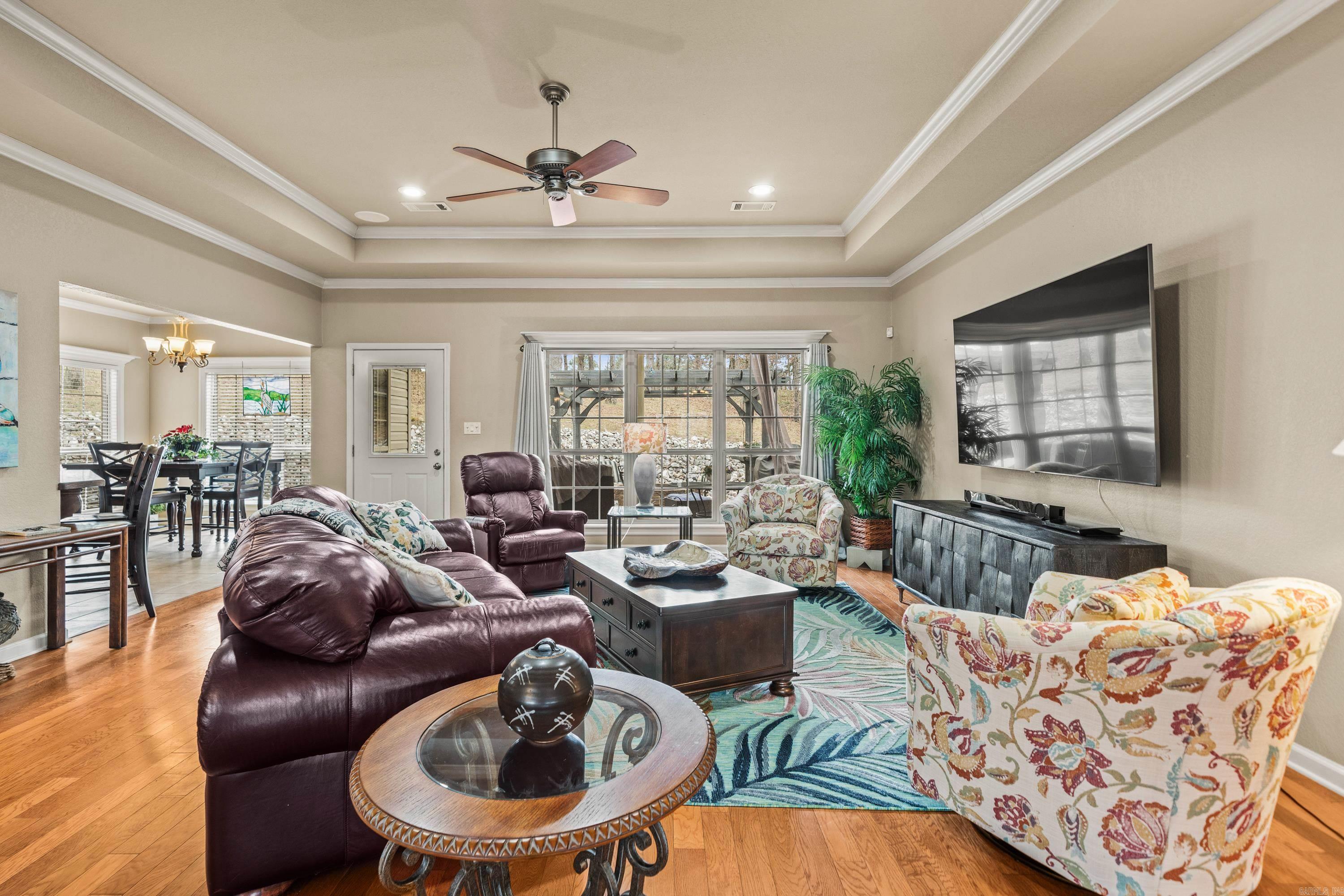 LAKEVIEW - Residential