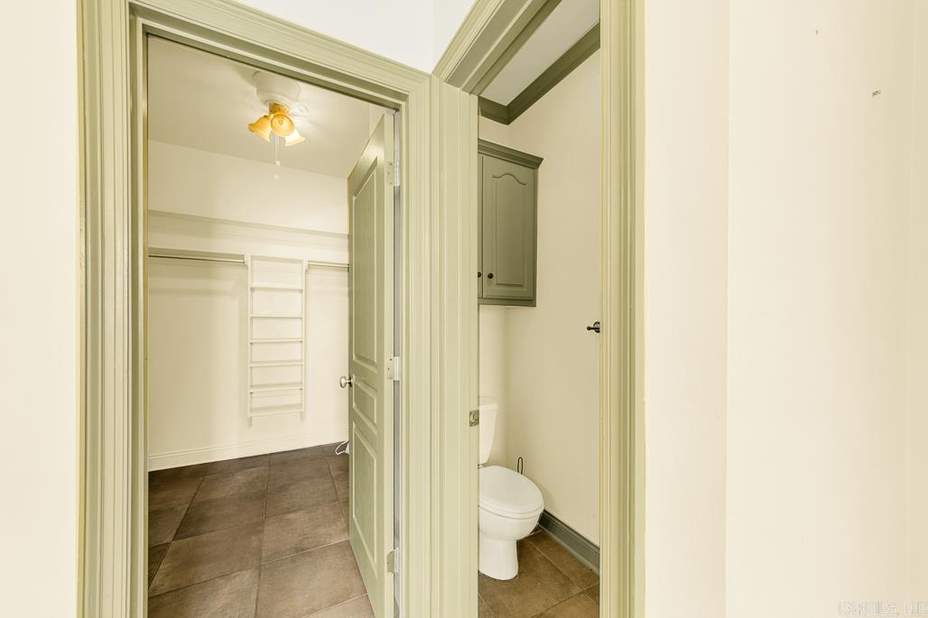 SHADOW CREEK - Residential