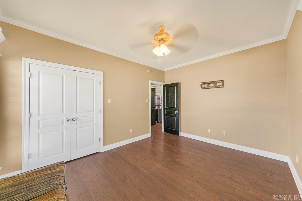 SHADOW CREEK - Residential