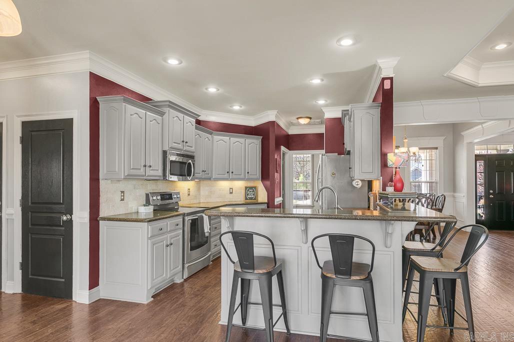 SHADOW CREEK - Residential