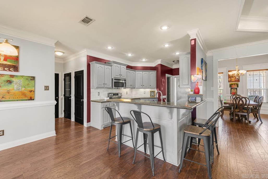 SHADOW CREEK - Residential