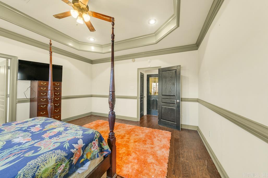 SHADOW CREEK - Residential