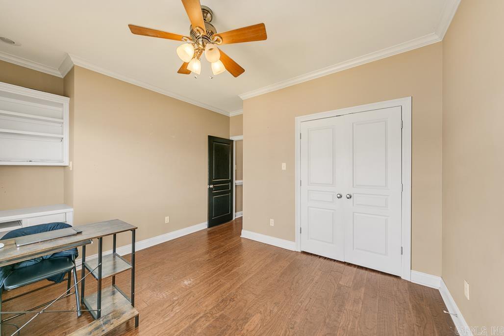 SHADOW CREEK - Residential