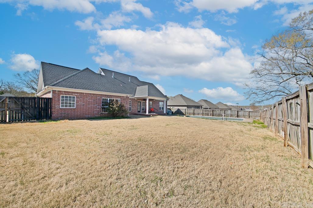 SHADOW CREEK - Residential