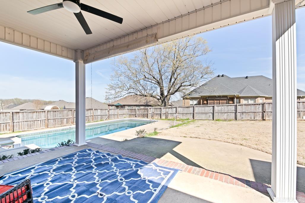 SHADOW CREEK - Residential