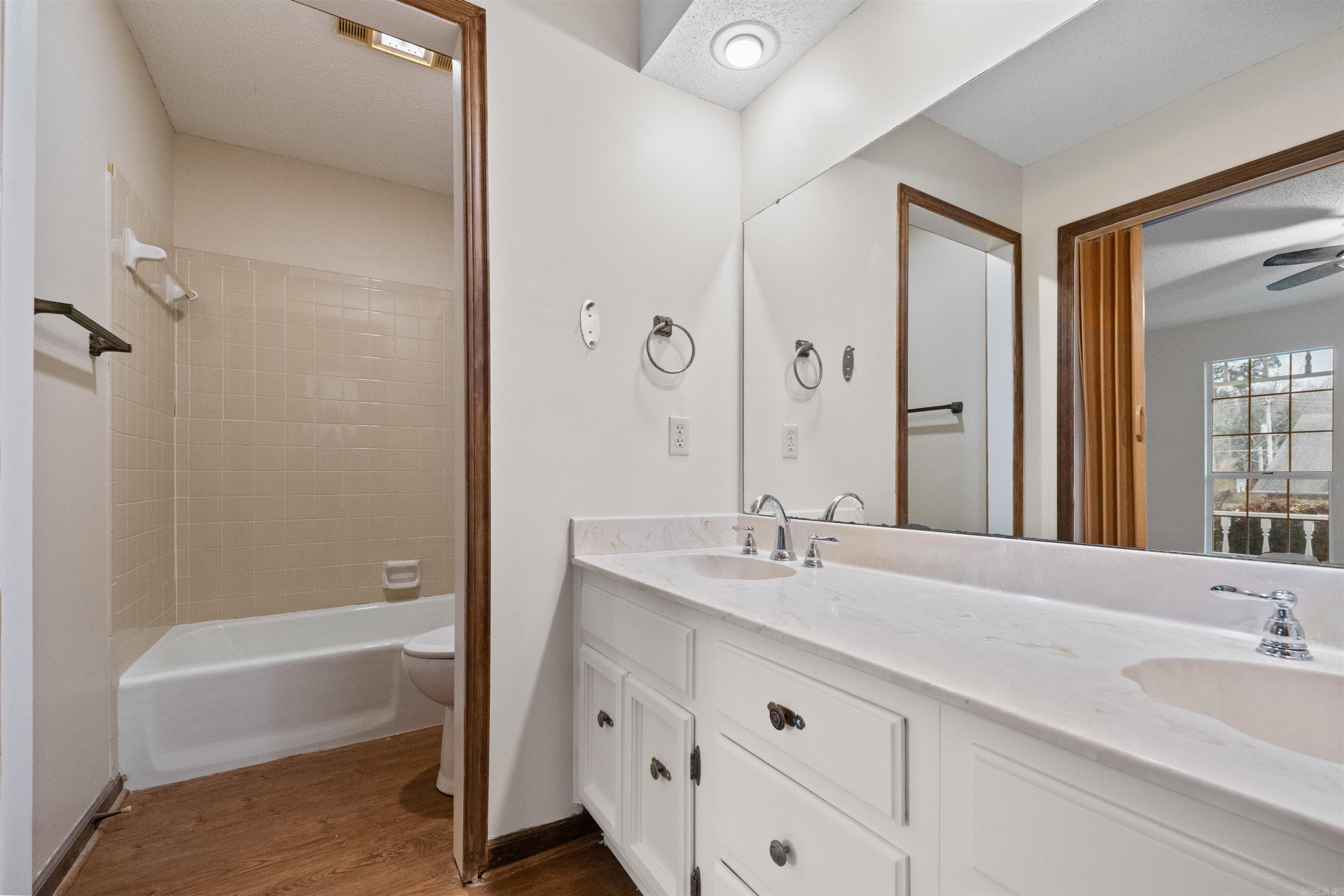 OVERBROOK - Residential