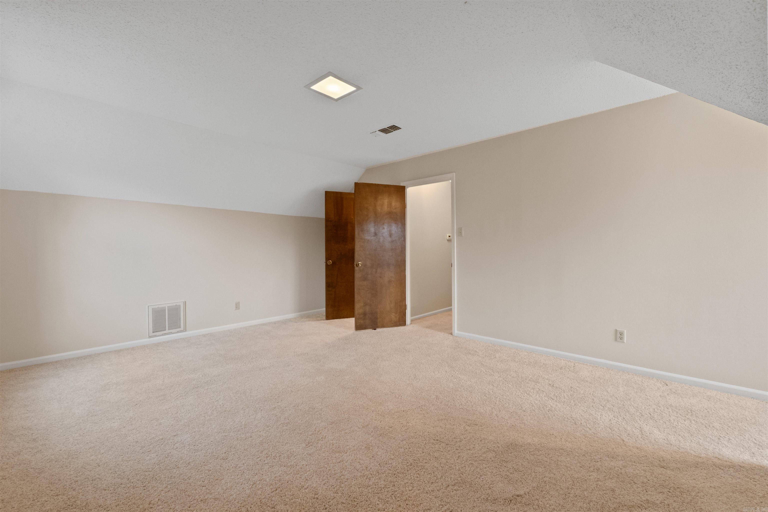 OVERBROOK - Residential