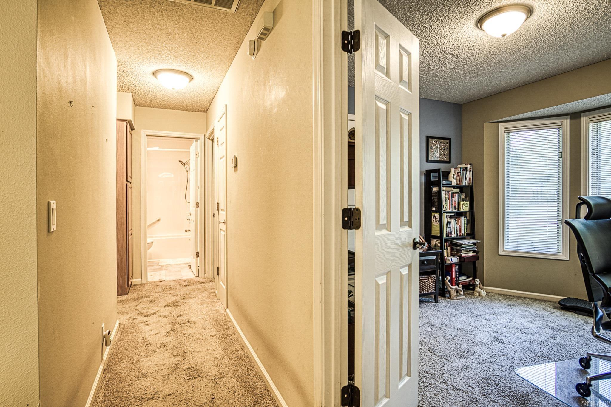 LANZA COURTS - Residential