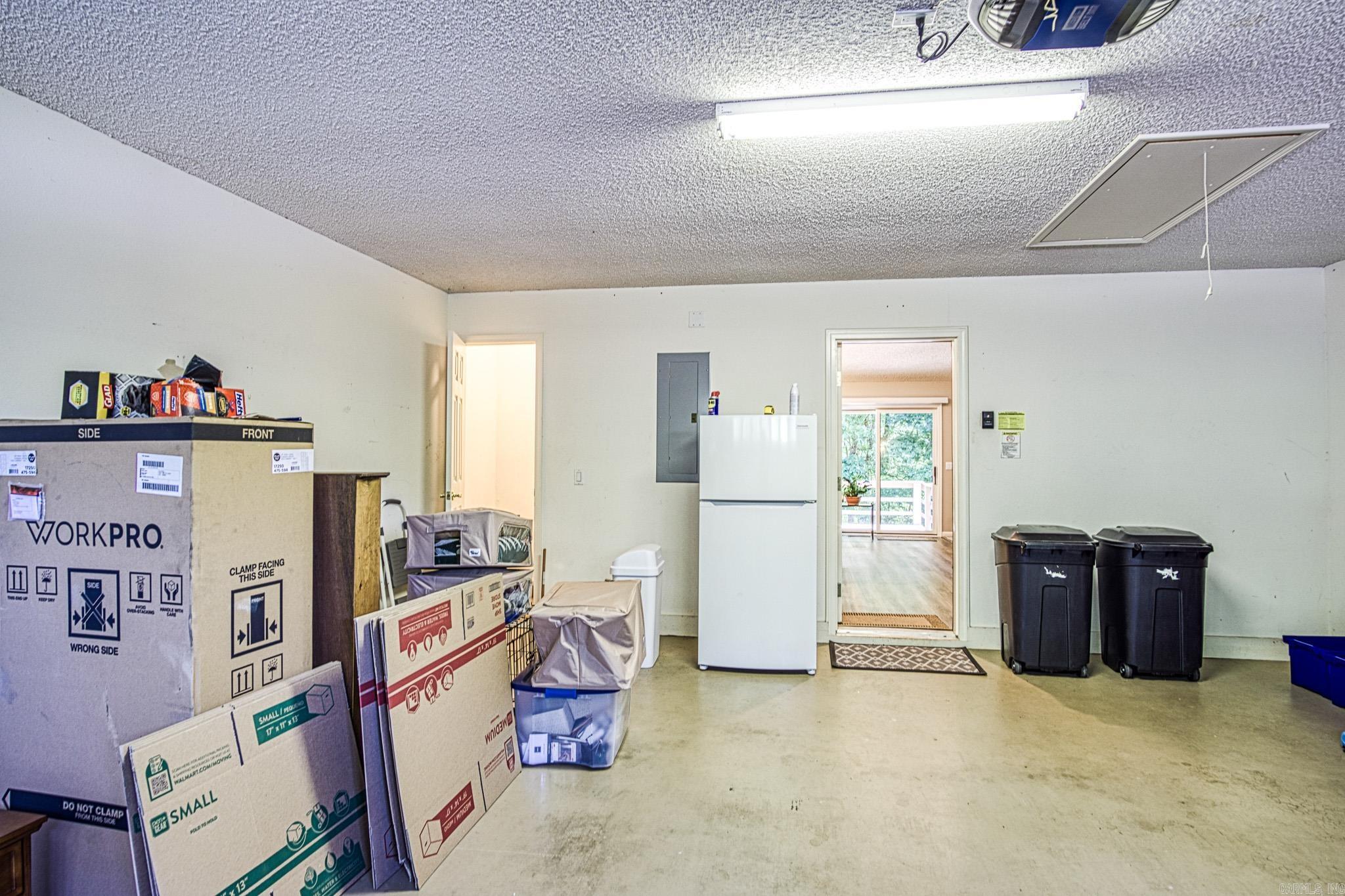 LANZA COURTS - Residential