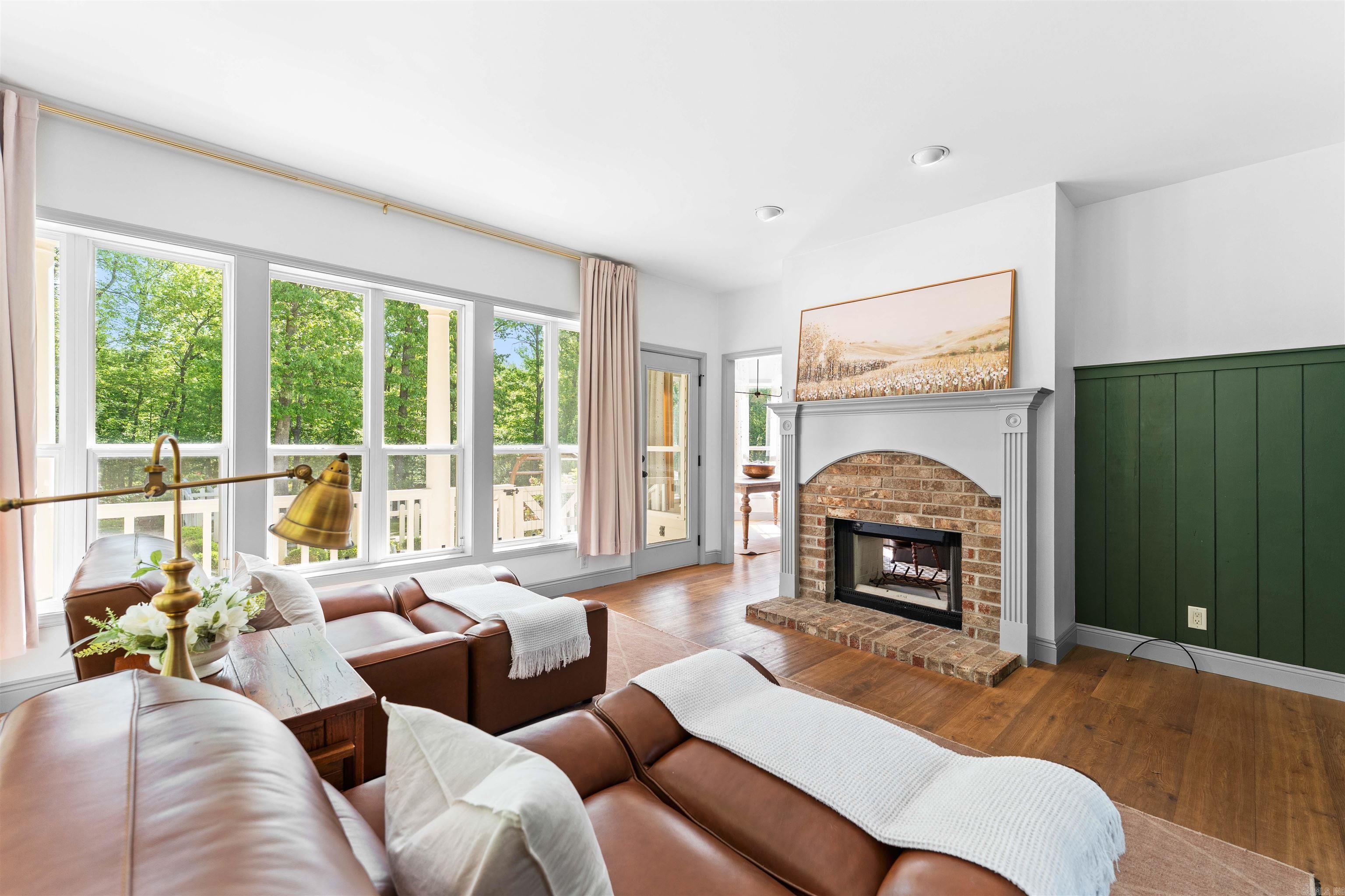 THE HILLS - Residential