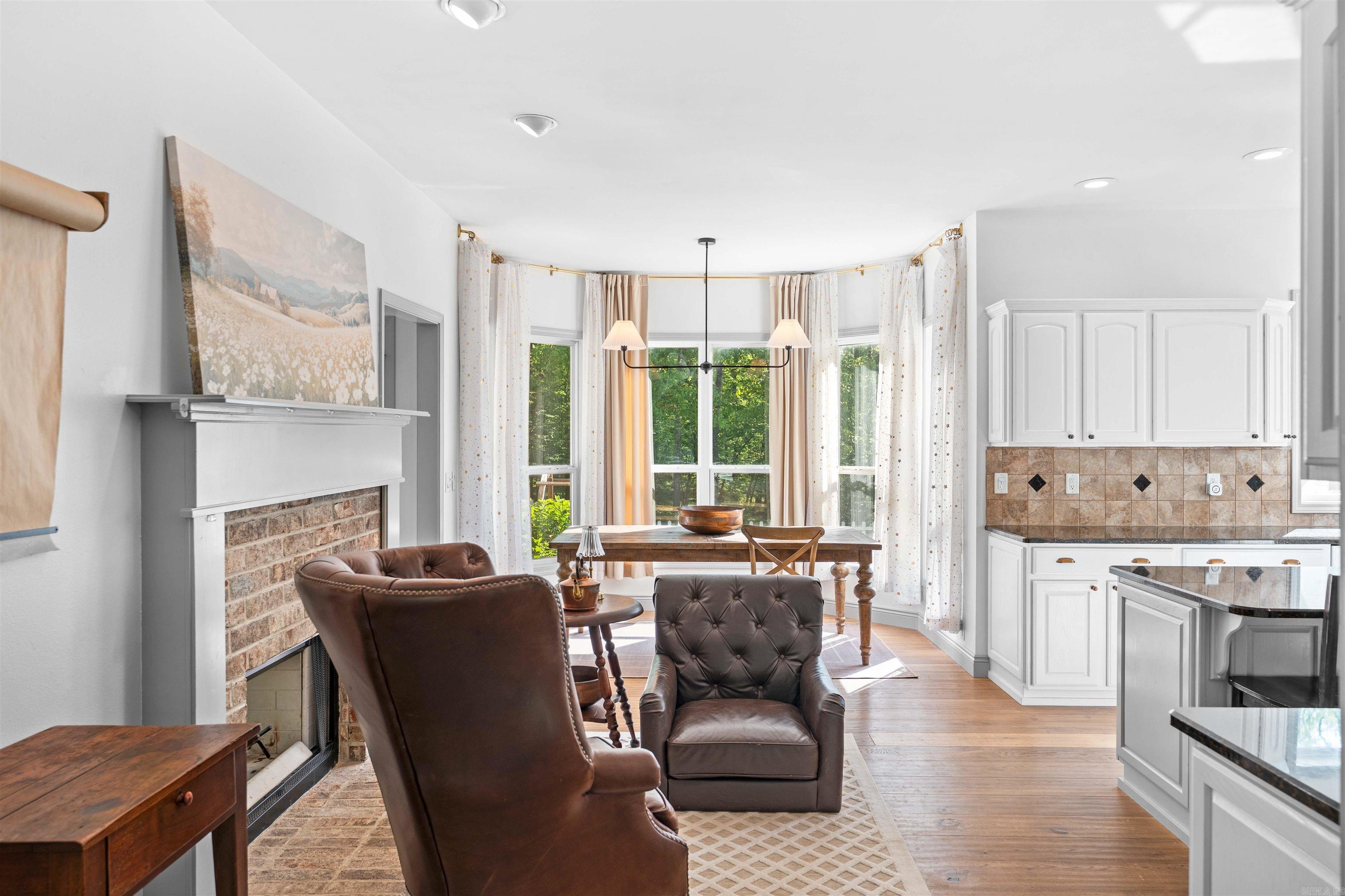 THE HILLS - Residential