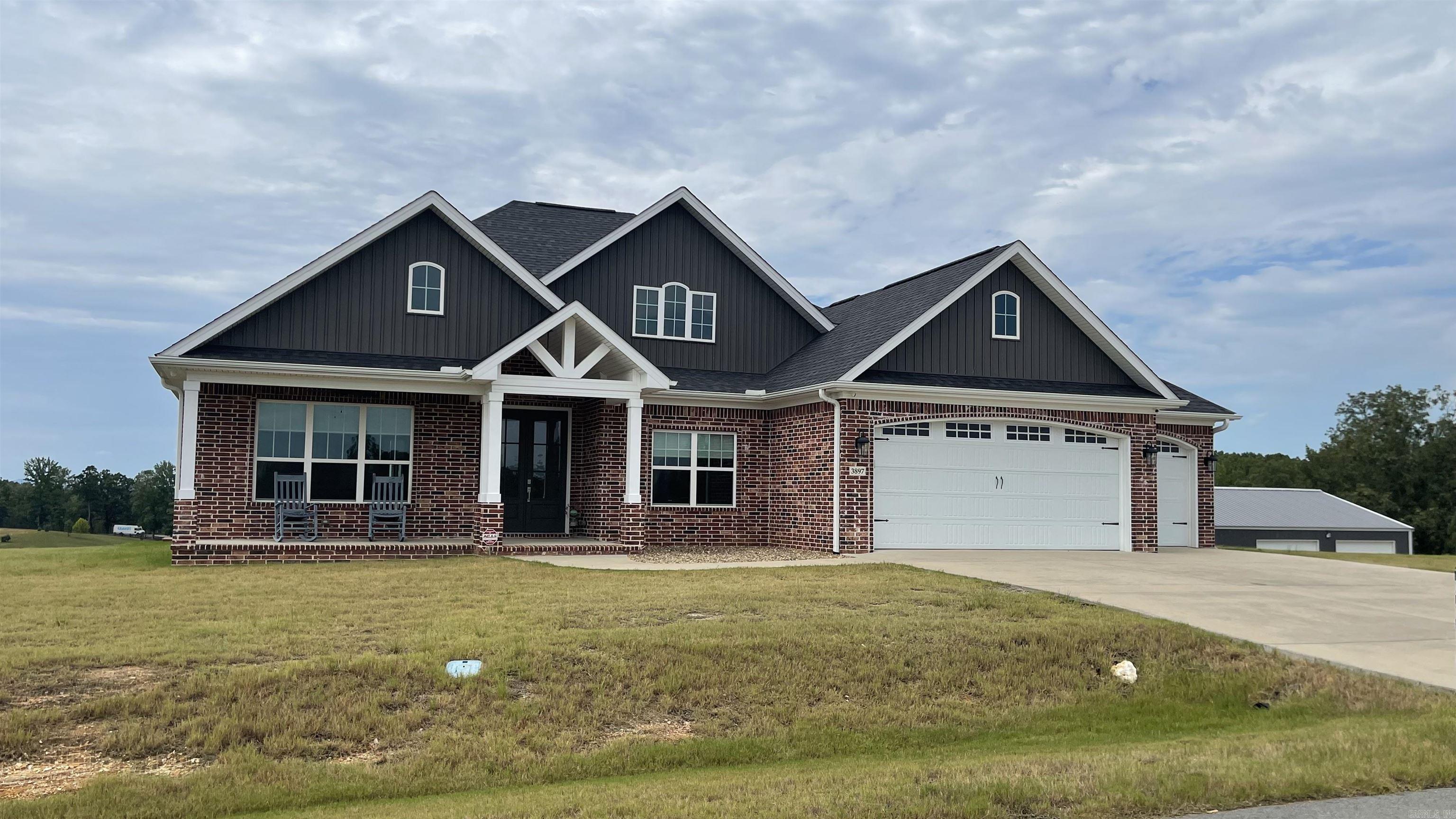 KENTUCKY HILLS - Residential