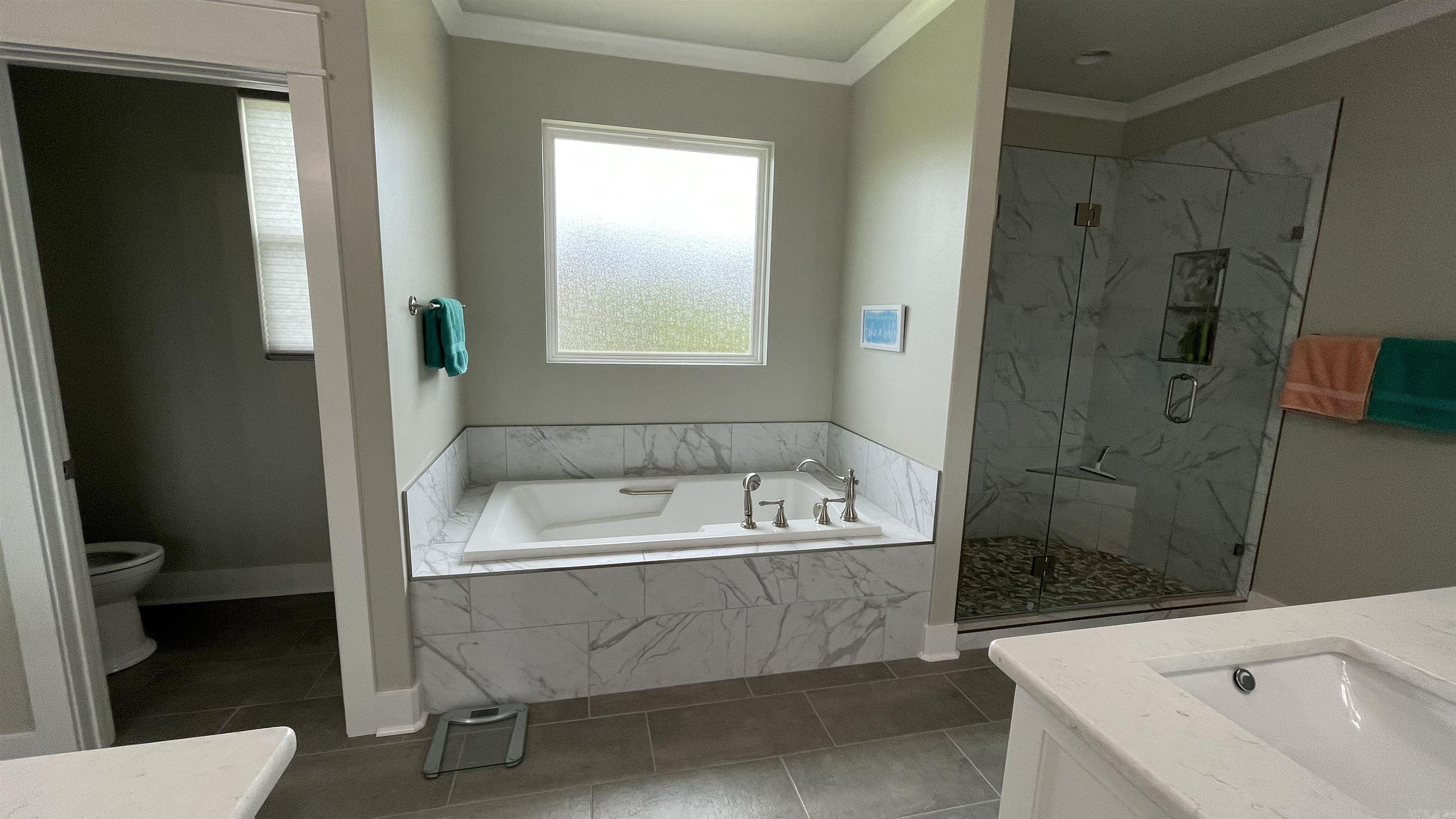 KENTUCKY HILLS - Residential