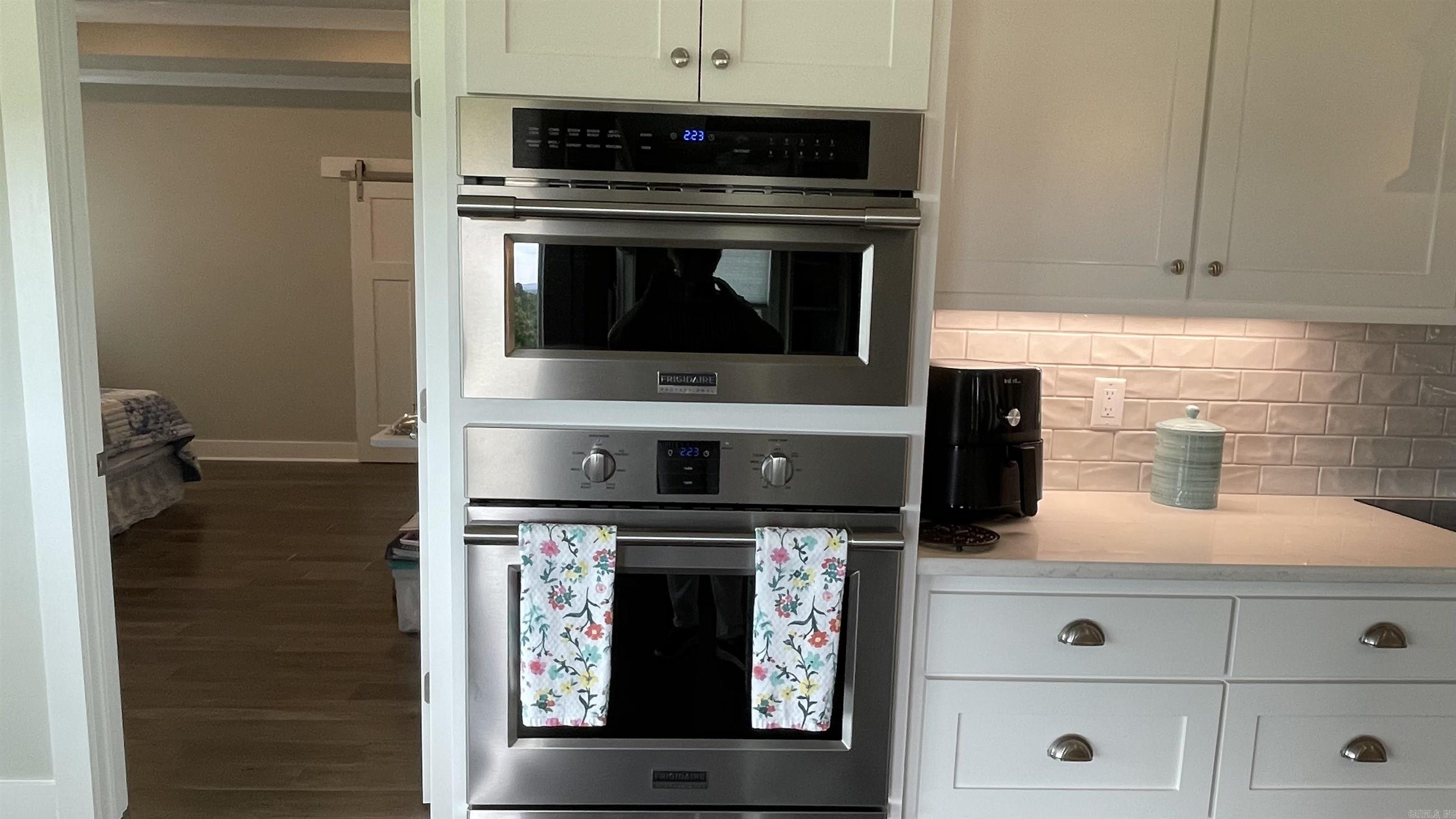 KENTUCKY HILLS - Residential