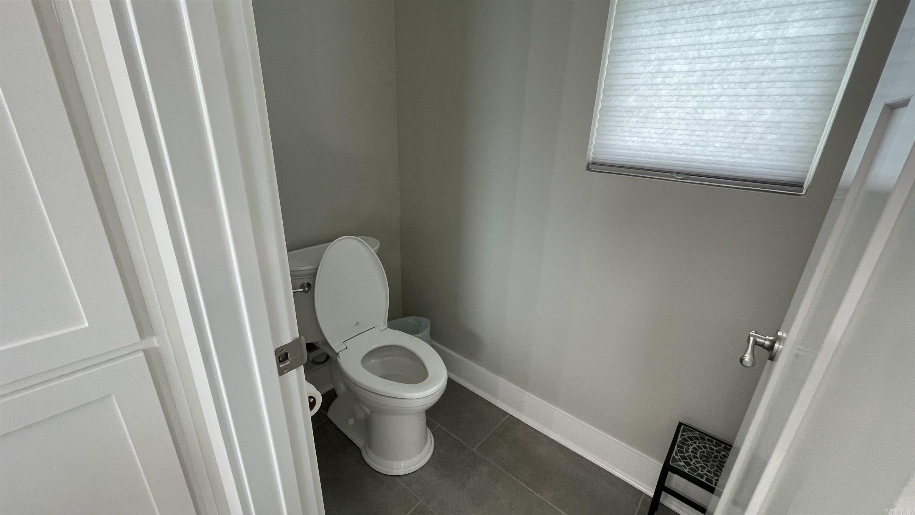 KENTUCKY HILLS - Residential